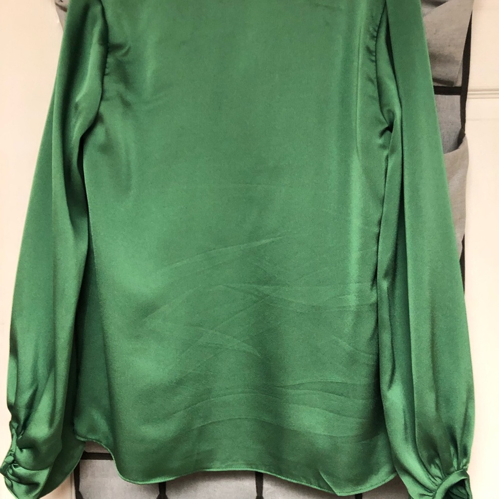 Green Keepsake the Label Top